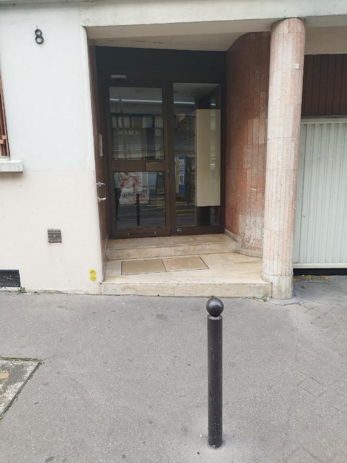 Ferienwohnung Superbe Studio Paris Gambetta Exterior foto