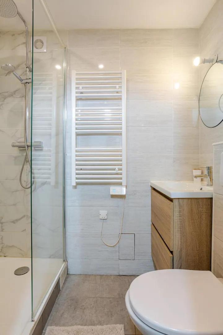 Ferienwohnung Superbe Studio Paris Gambetta Exterior foto